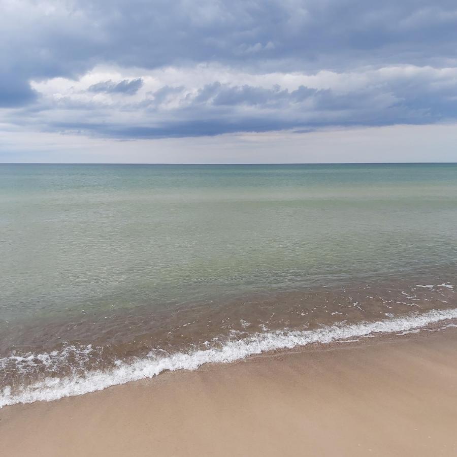 Nadmorskie Apartamenty Ustka Esterno foto