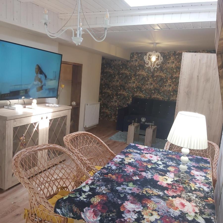 Nadmorskie Apartamenty Ustka Esterno foto