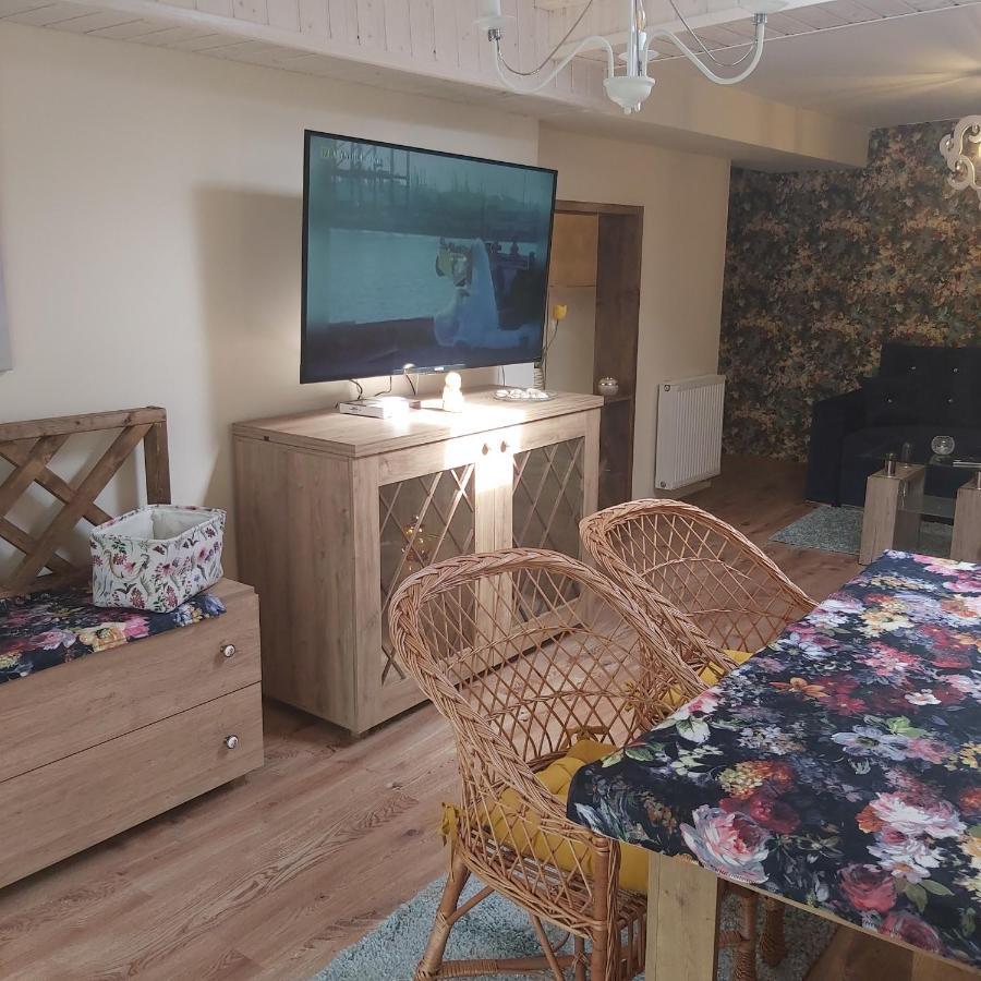 Nadmorskie Apartamenty Ustka Esterno foto