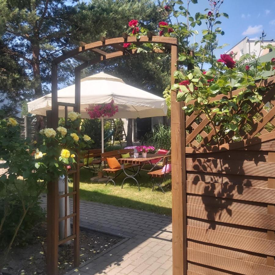Nadmorskie Apartamenty Ustka Esterno foto