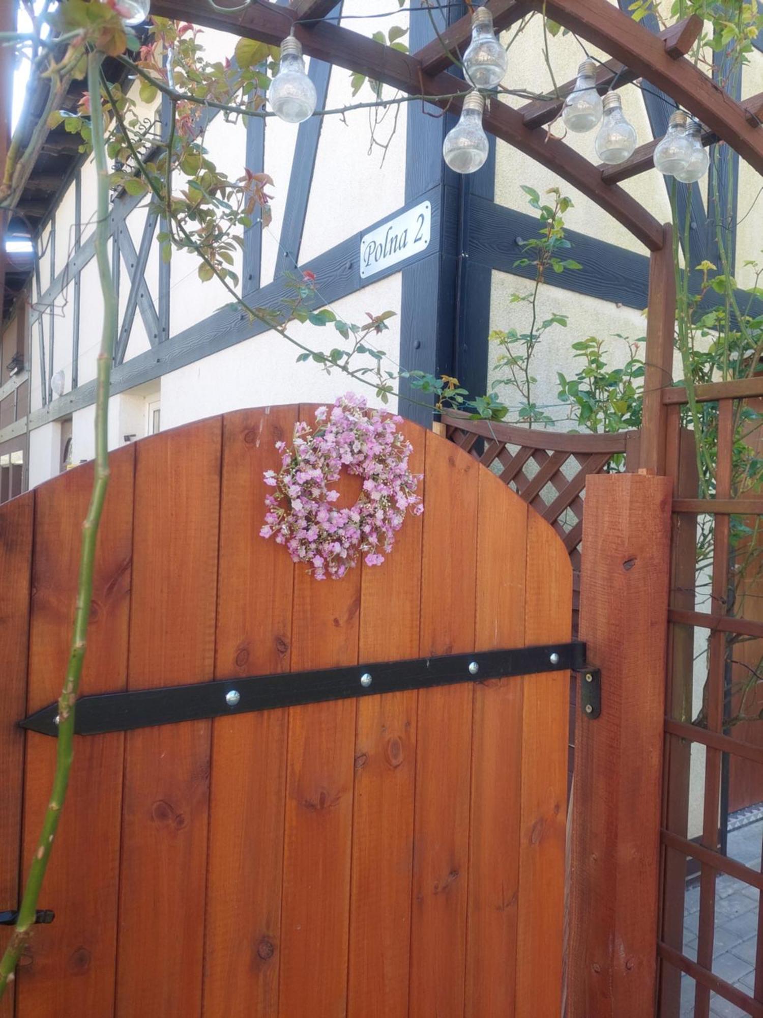 Nadmorskie Apartamenty Ustka Esterno foto